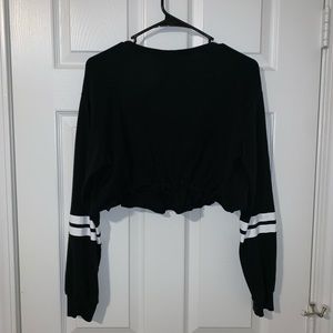 Long sleeve crop top